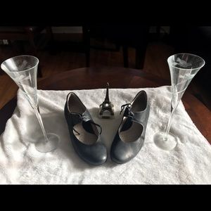 Ecco Mary Jane Size 10